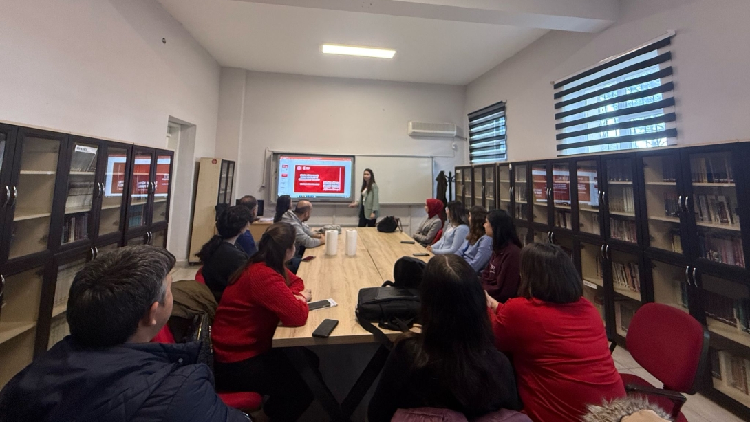 Meriç İlçesinde Türkiye Yüzyılı Maarif Modeli Ölçme ve Değerlendirme Uygulamaları Semineri Gerçekleştirildi.